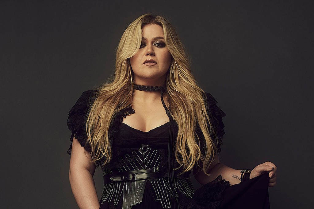 Kelly Clarkson Releases New Album “chemistry” pm studio world wide