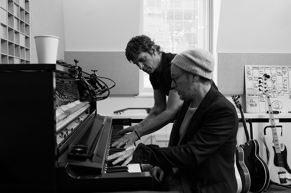 Matchbox Twenty Releases New Song “Don't Get Me Wrong” pm studio