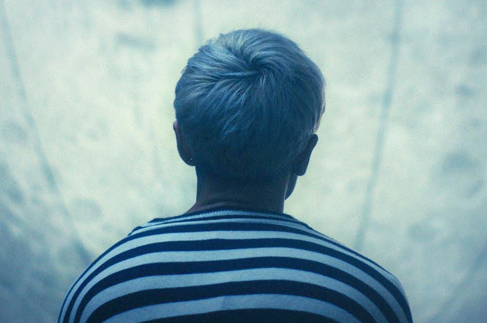 Ryan Caraveo Releases New Song “Ricochet” pm studio world wide music news