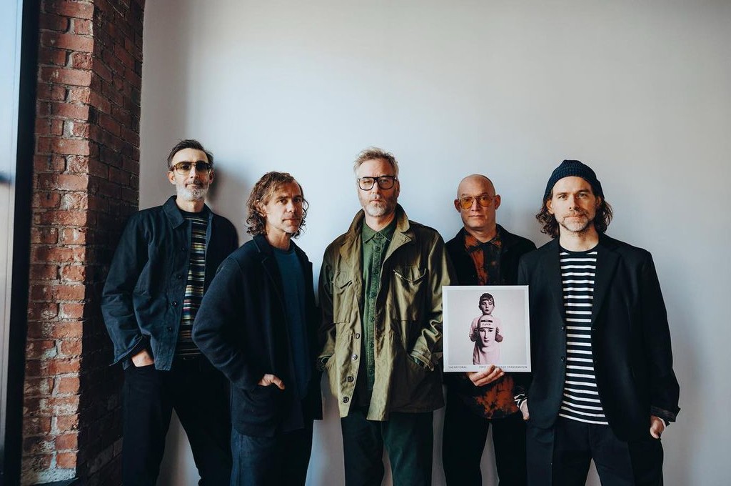 ERNEST Releases New Song “Flower Shops” featuring Wallen pm