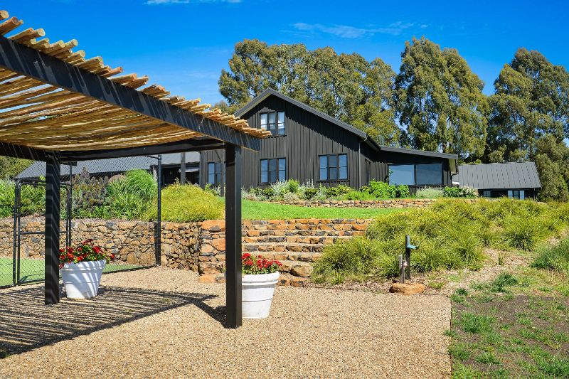 Rotherwood Road House PM White Building