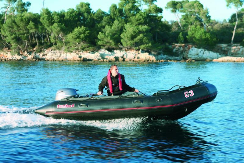 Bateau Pneumatique Essai Bombard Commando C3