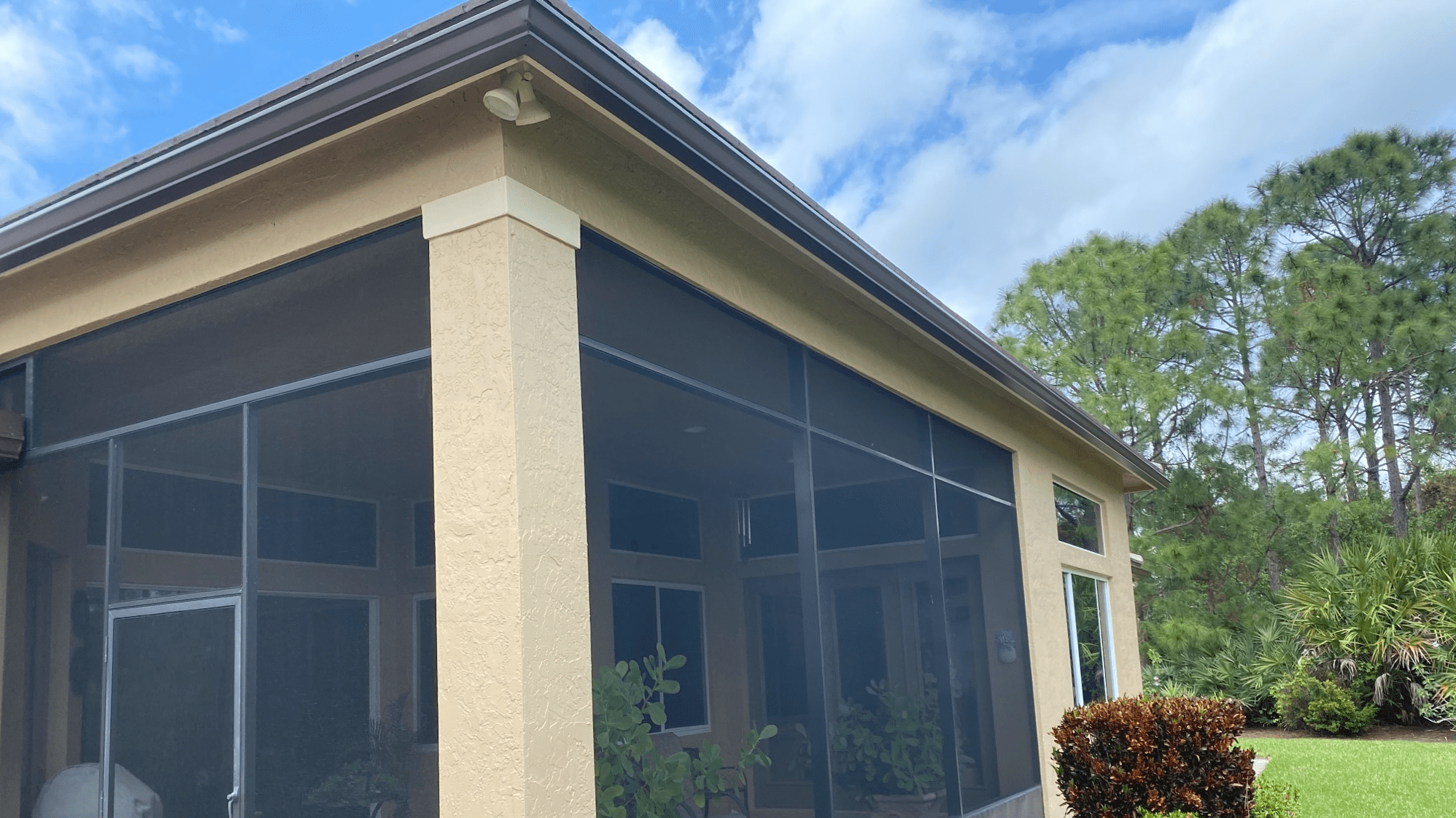 Gutter Installation, Seamless Gutter Installation Port St. Lucie, Fort Pierce, Florida Ridge