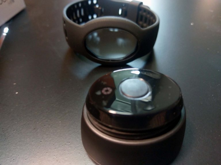 LifeTrak Zoom HRV fitness wearable initial review Pocketables