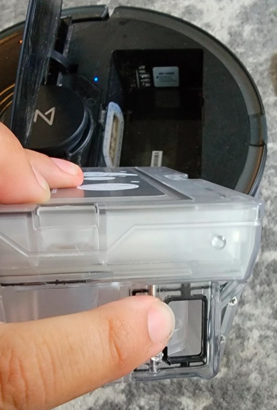 Handsoff with the Roborock S7 AutoEmpty Dock Day 1 Pocketables