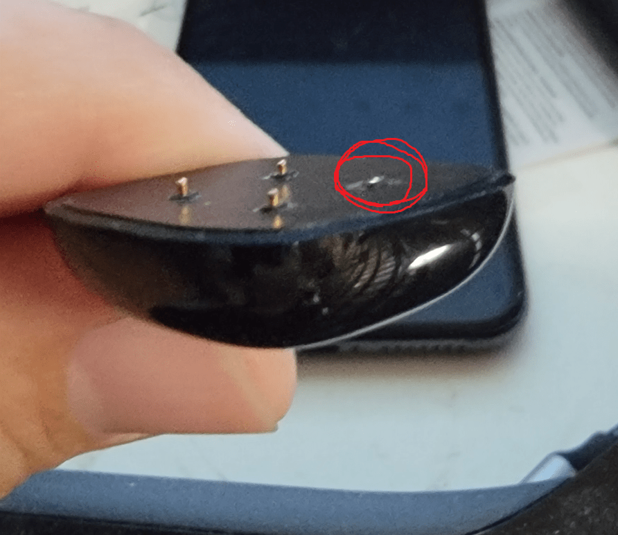 My Fitbit Sense stopped charging (and probable reason) - Pocketables