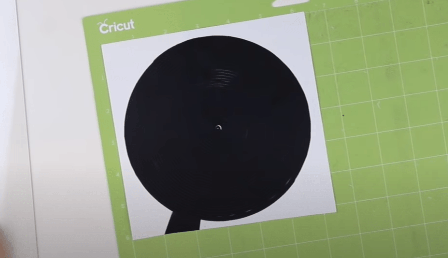 How to Make a Spiral Betty on Cricut Tutorial)