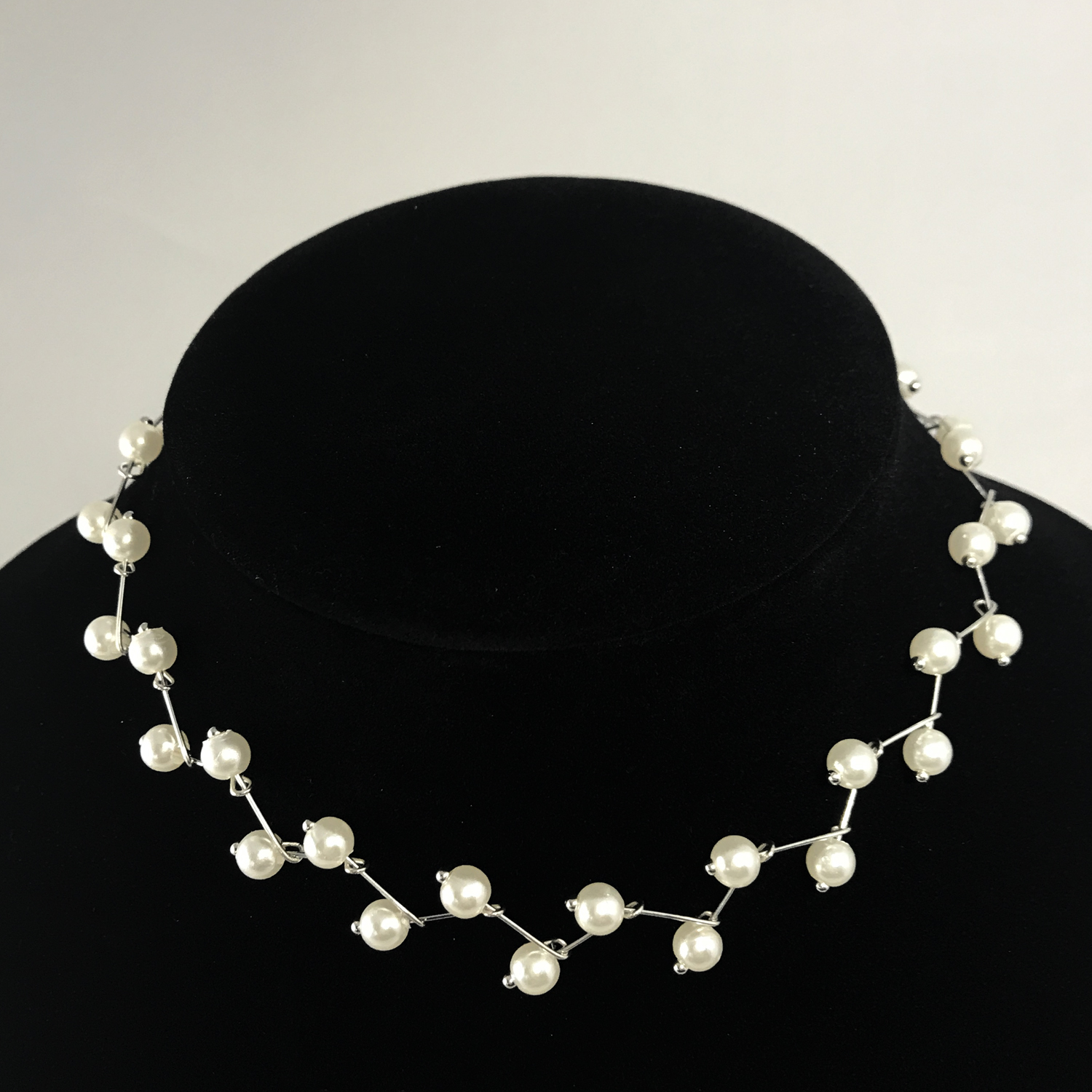 Pearl Choker Poiji Modern Pearl Choker in December's Phoenix Box