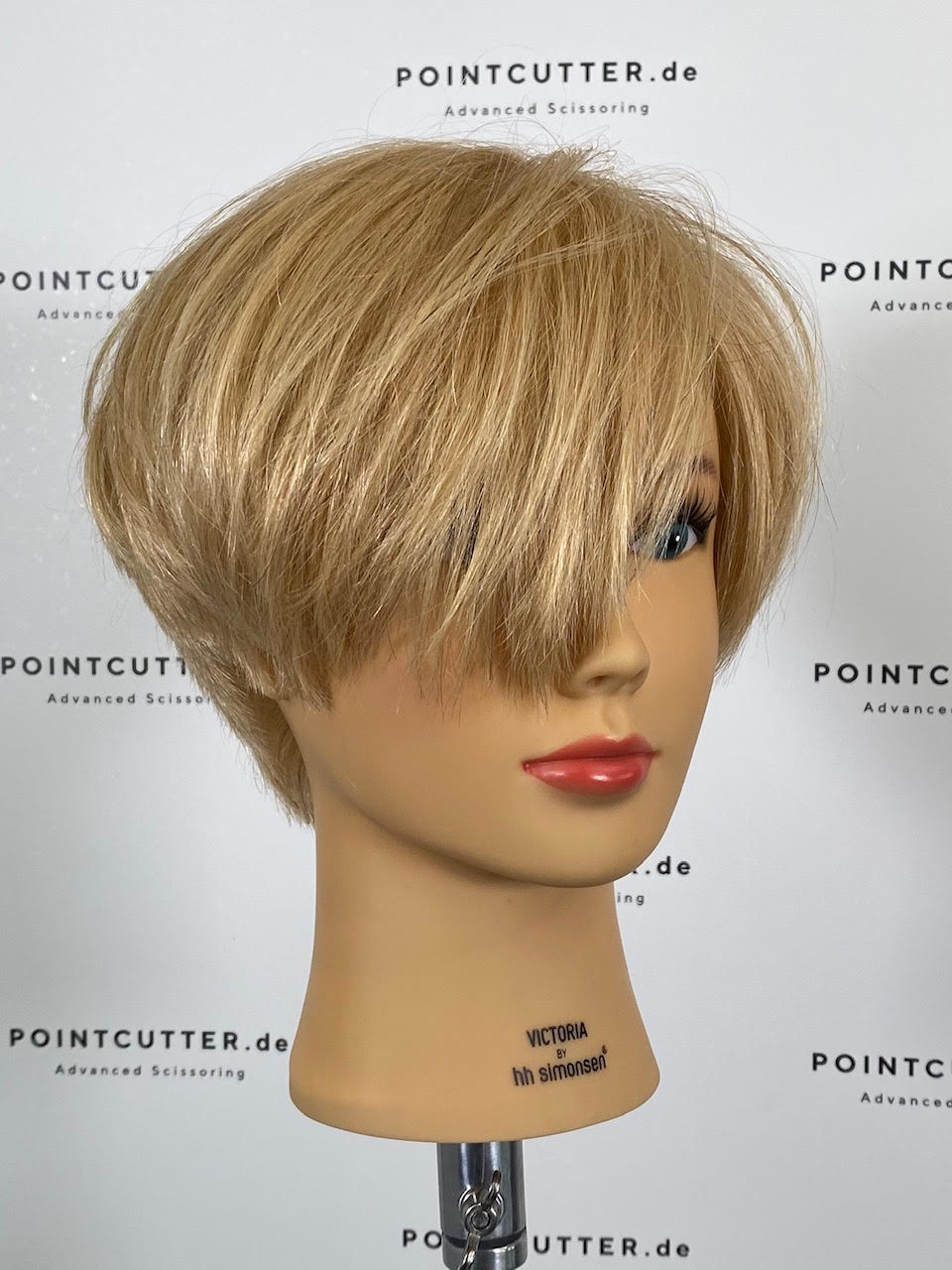 Langer Pixie Haarschnitt/Long Pixie Haircut POINTCUTTER