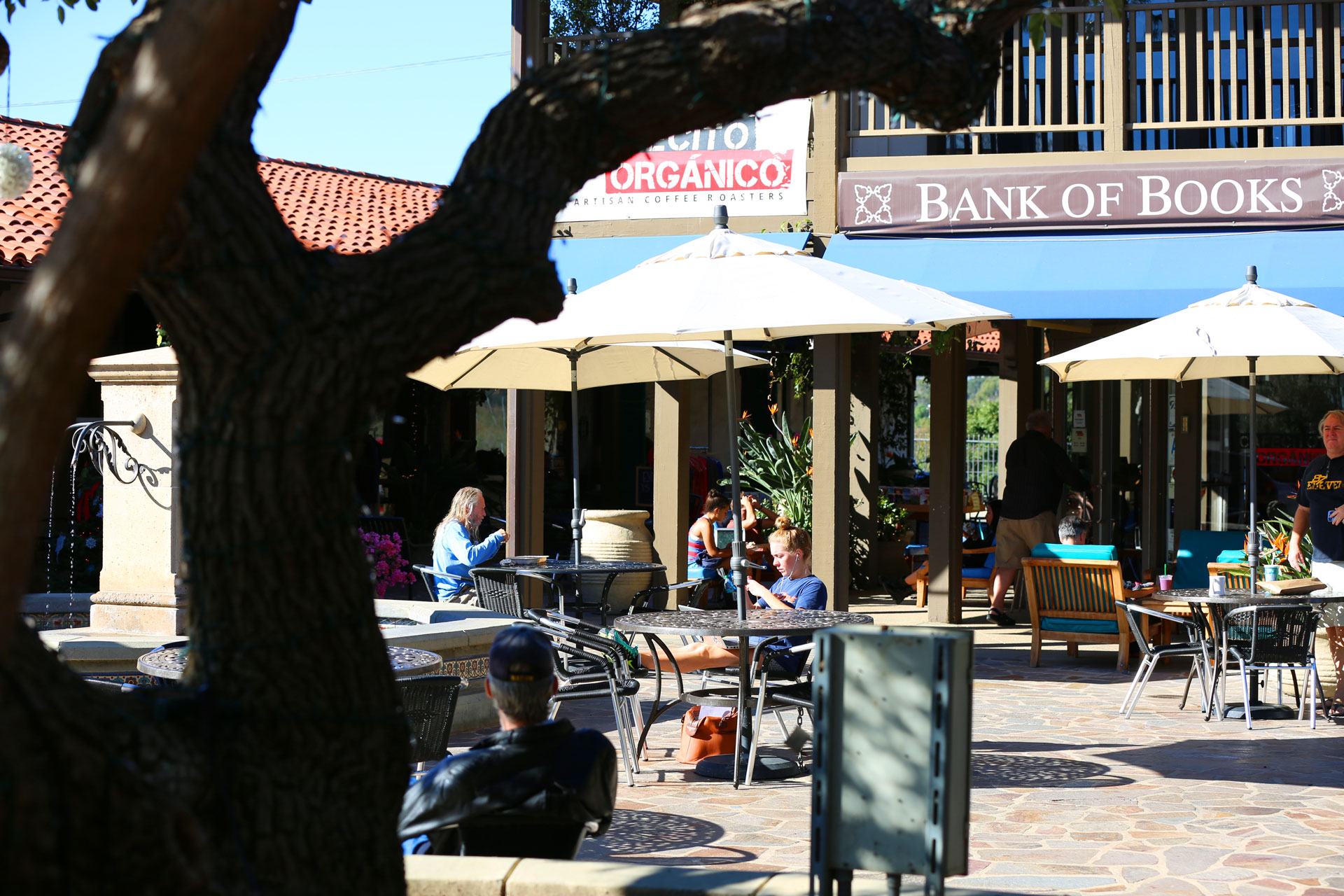 Gallery Point Dume Village