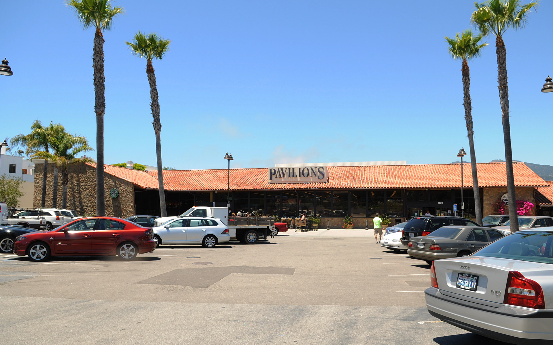 Home Point Dume Village