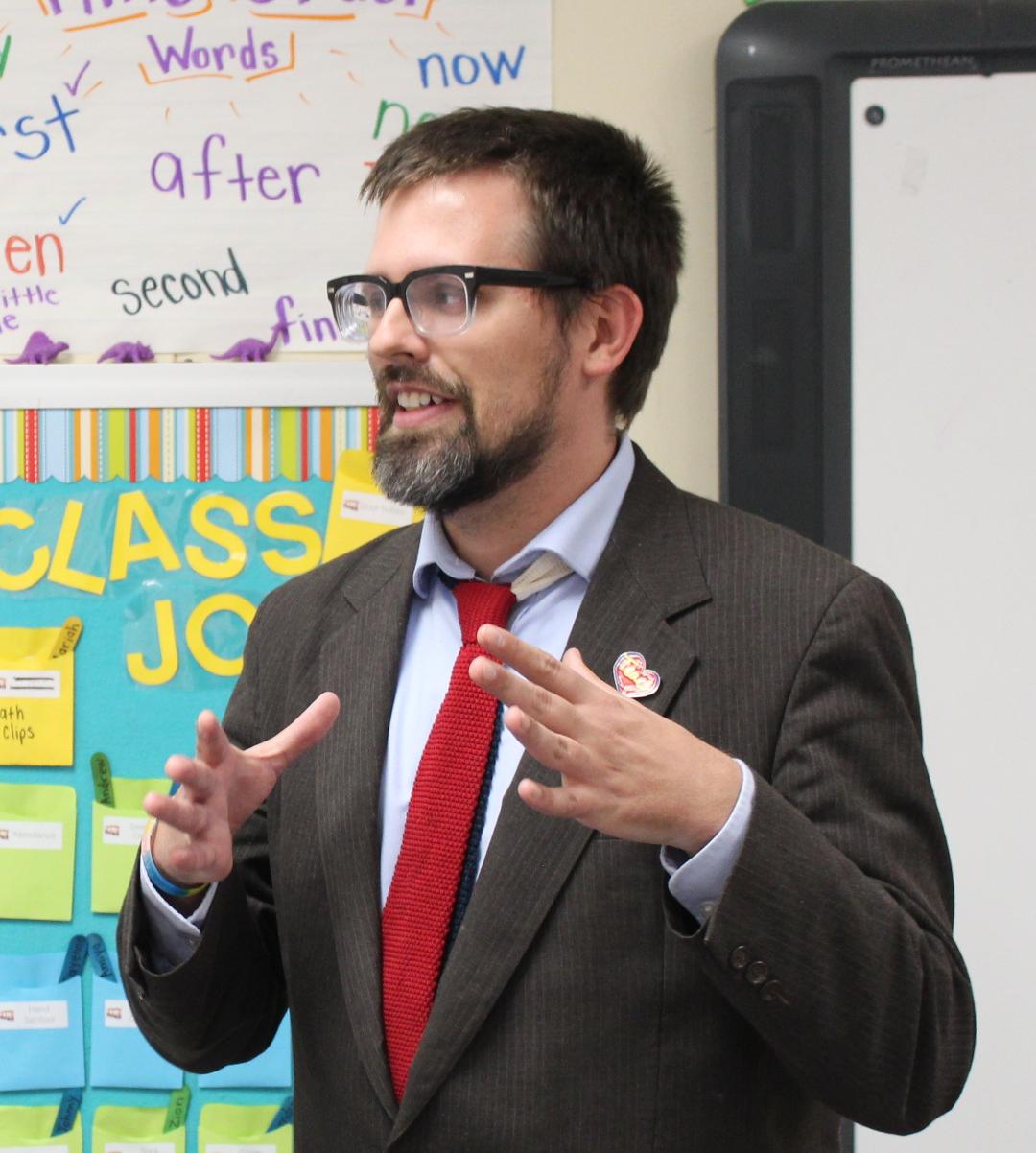 Public Schoolteacher Loveall Announces Candidacy for State School Board