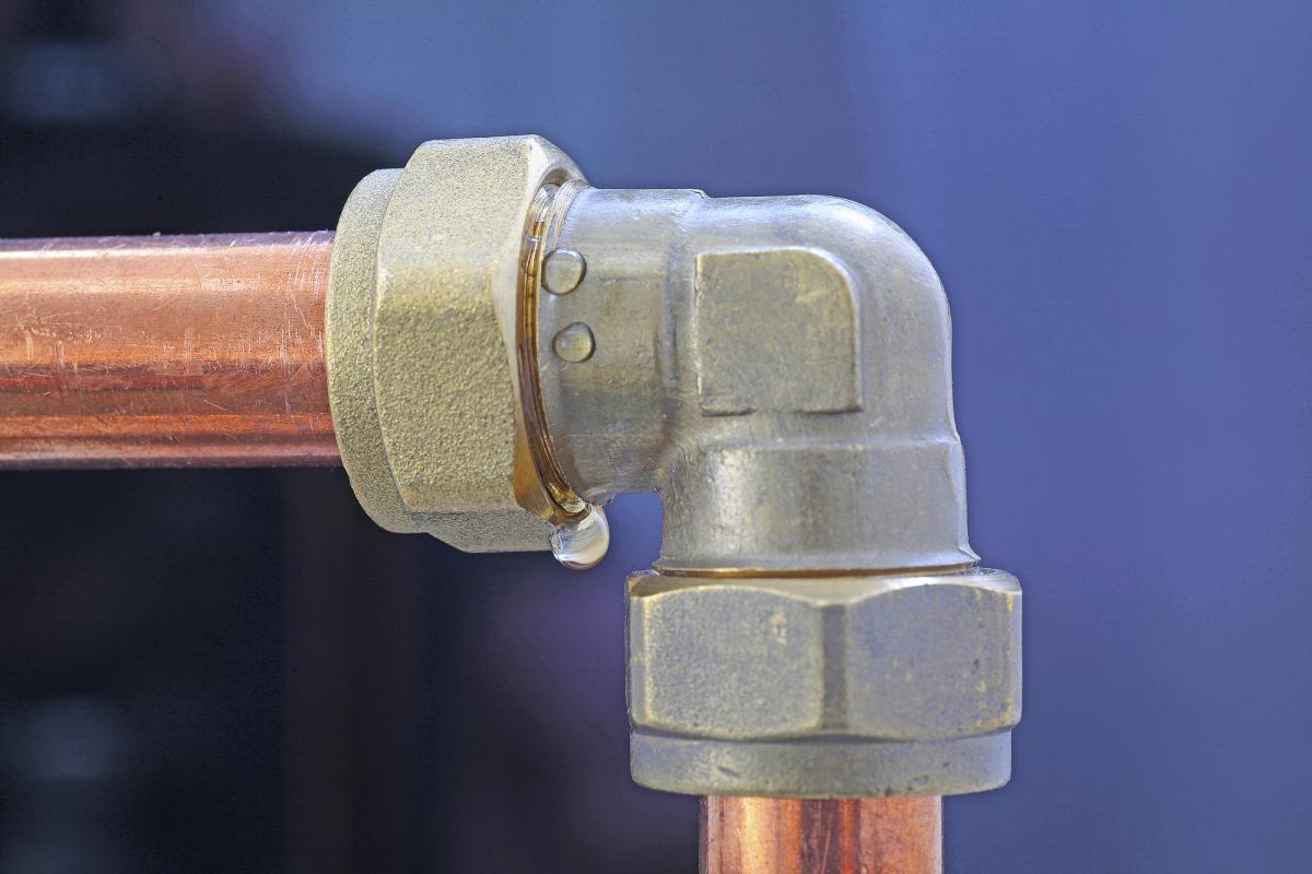 How To Stop A Leaking Central Heating Pipe at Natasha Wood blog