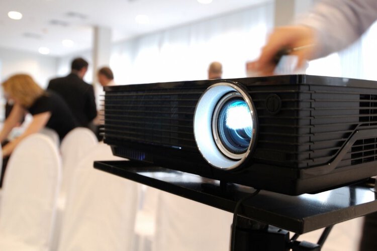 How Many Lumens Do You Need To Project in Daylight? Pointer Clicker