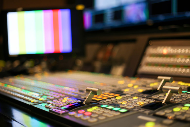 How Do TV Stations Know How Many Viewers Are Watching? Pointer Clicker