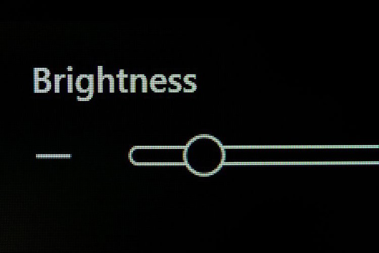 7 Proven Solutions for TCL TV Brightness Low Solving Dark Roku TV Picture Issues