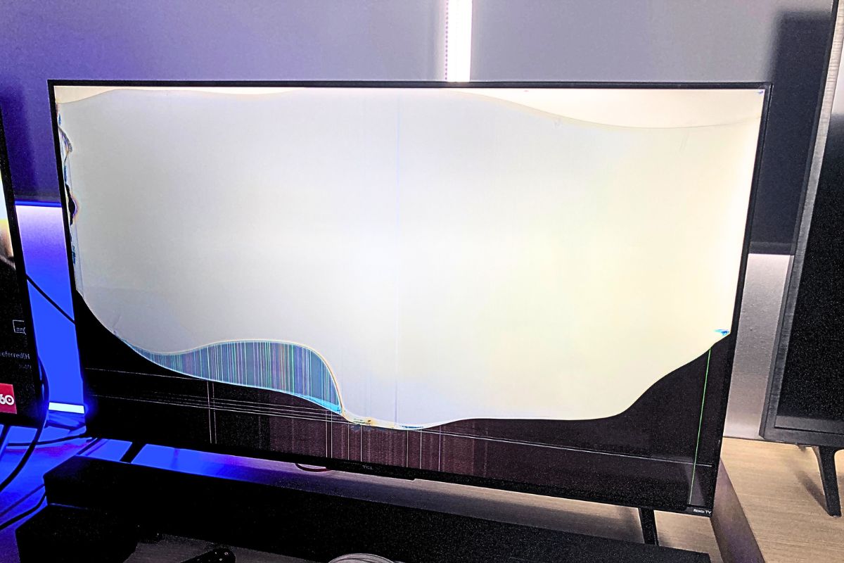 How to Fix a Cracked TV Screen from the Inside Worth the Effort