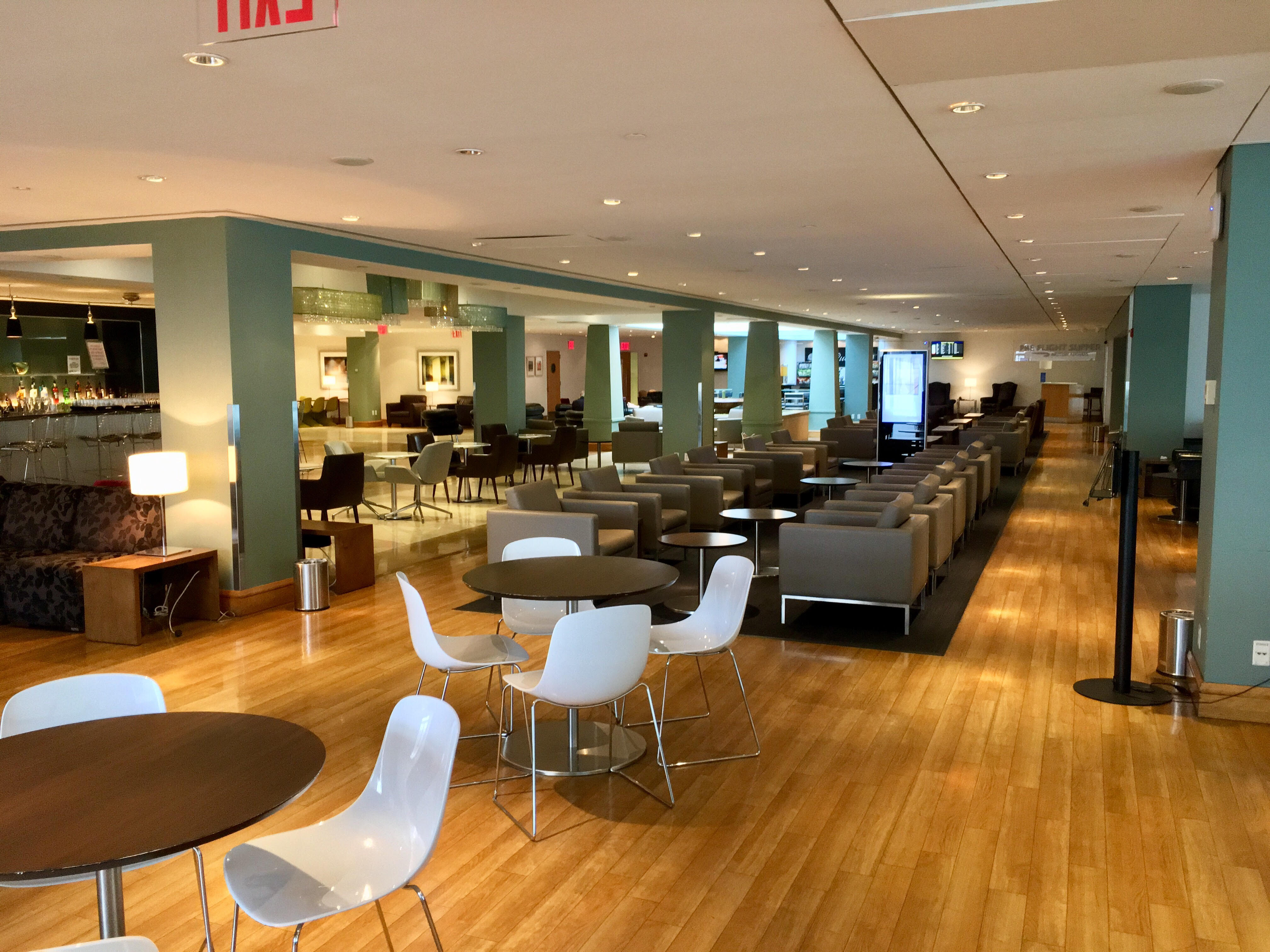 Review British Airways Galleries Lounge JFK T7