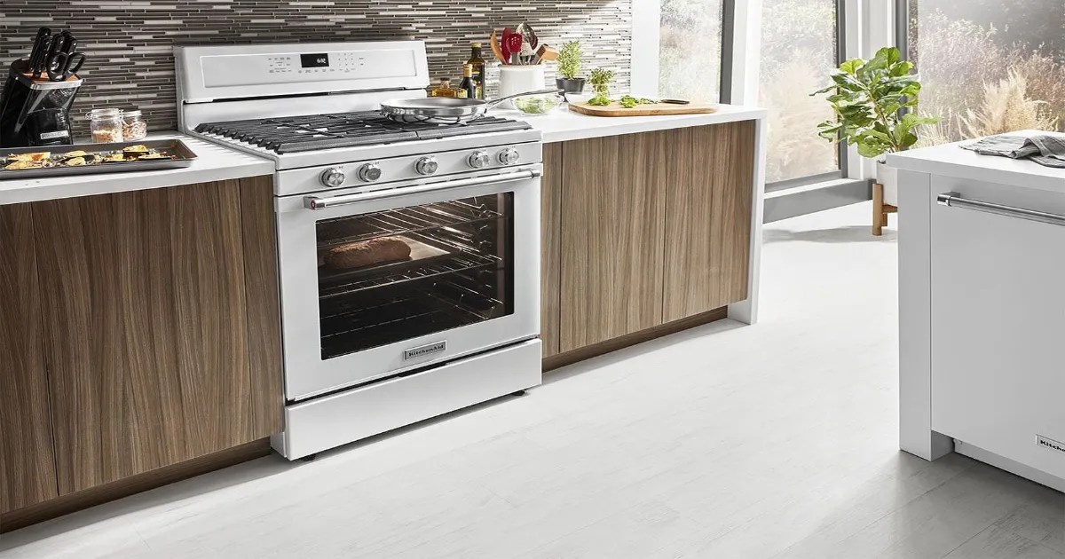 Top 15 Best White Gas Double Oven Reviews 2024