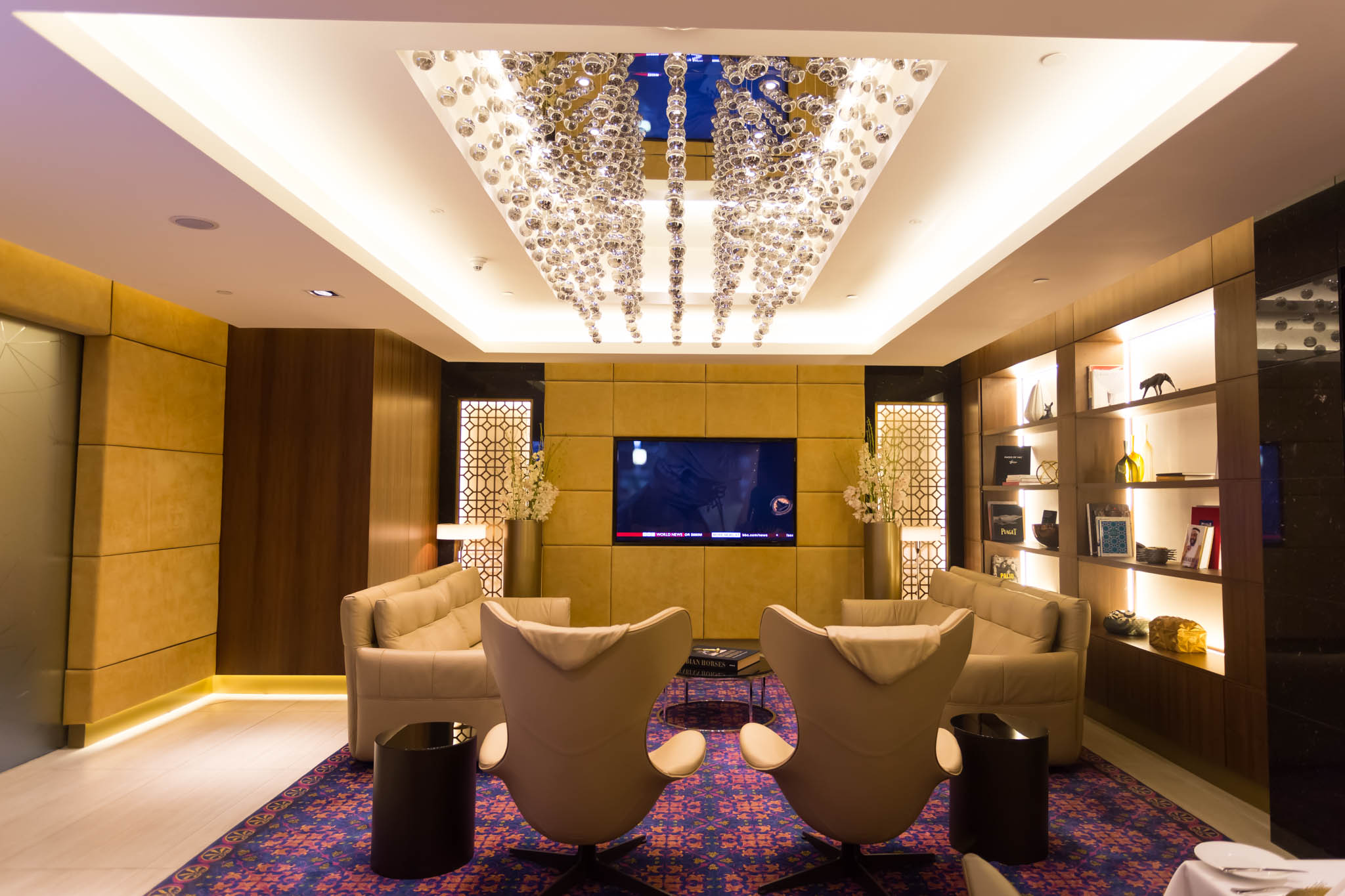 Review Etihad Residence Lounge, Abu Dhabi Points From The Pacific