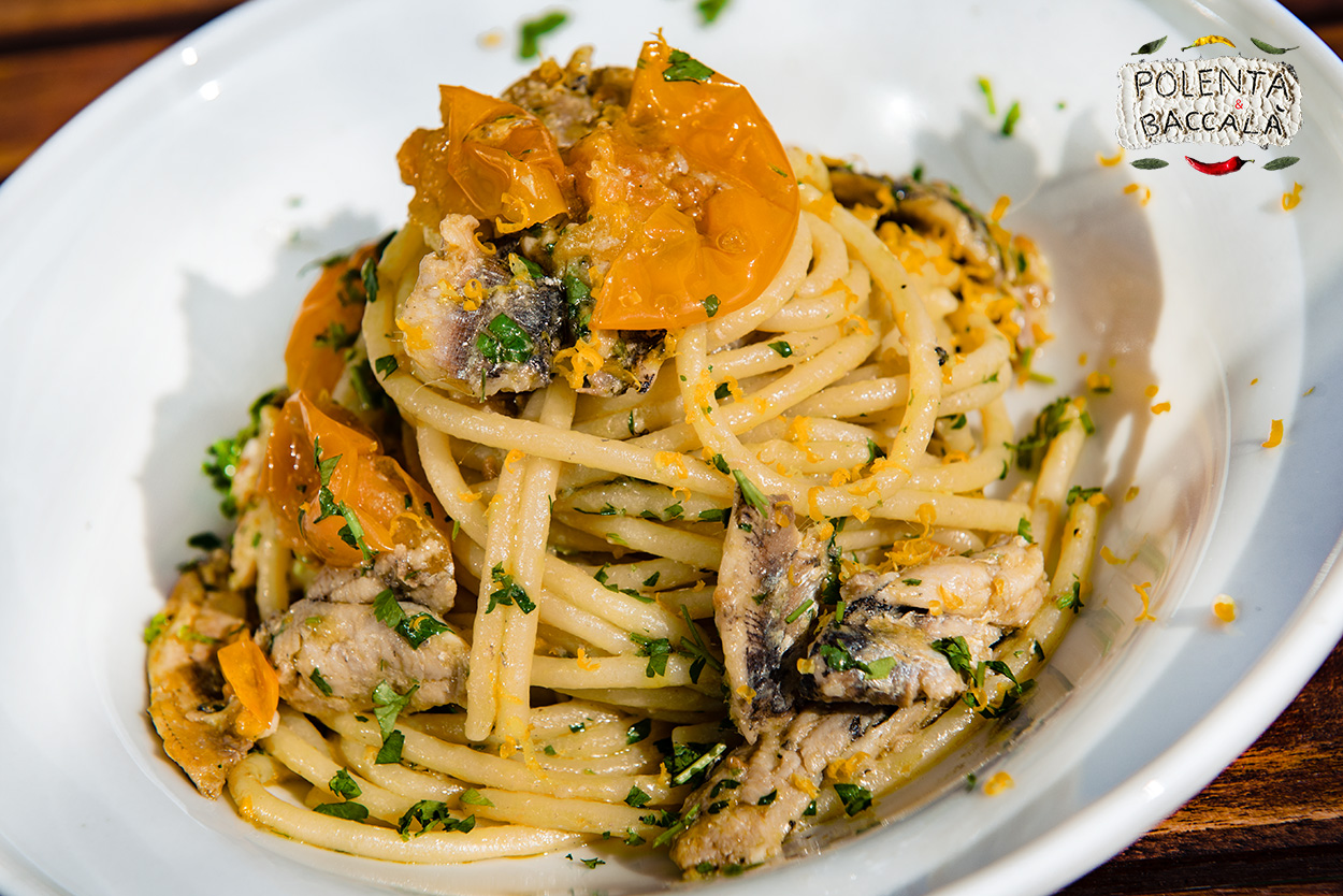 Pasta with Pilchards and Yellow Tomatoes Spaghettoni con le Sarde e