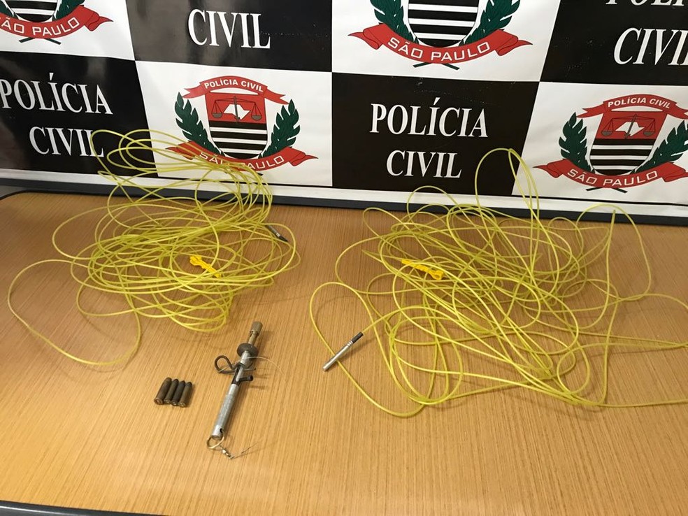 Detonador de explosivos e espoletas são encontradas em imóvel de São