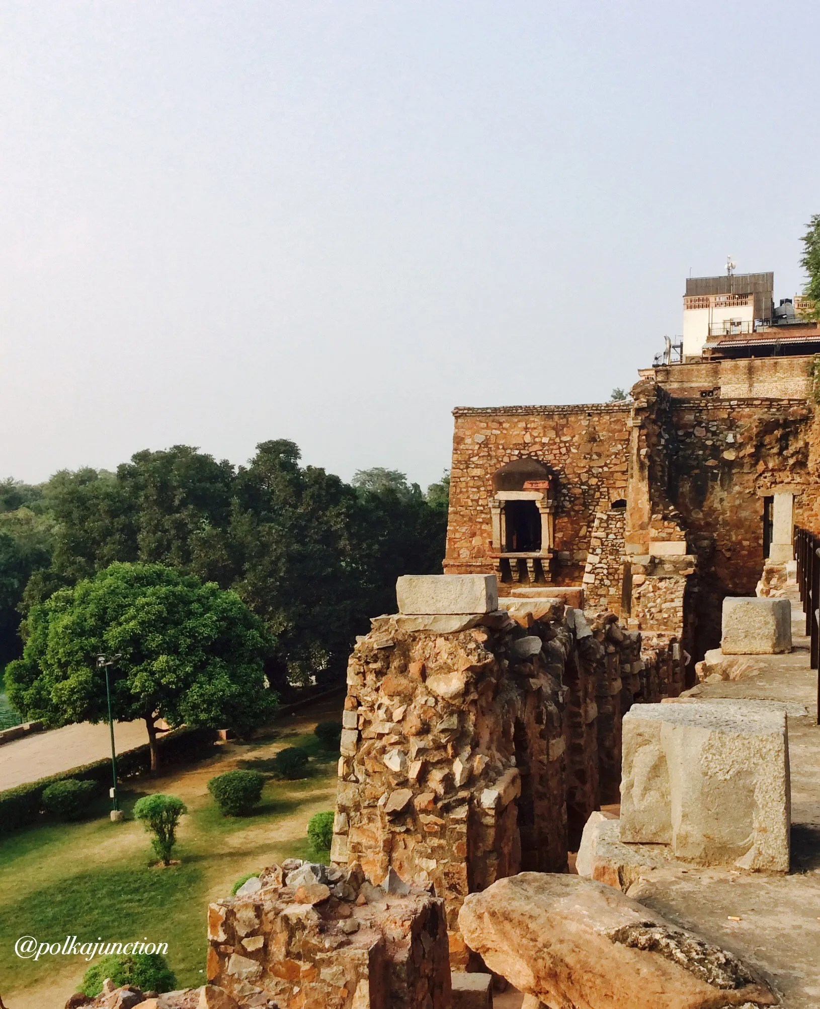 Complete guide to visiting the historic Hauz Khas fort in Delhi