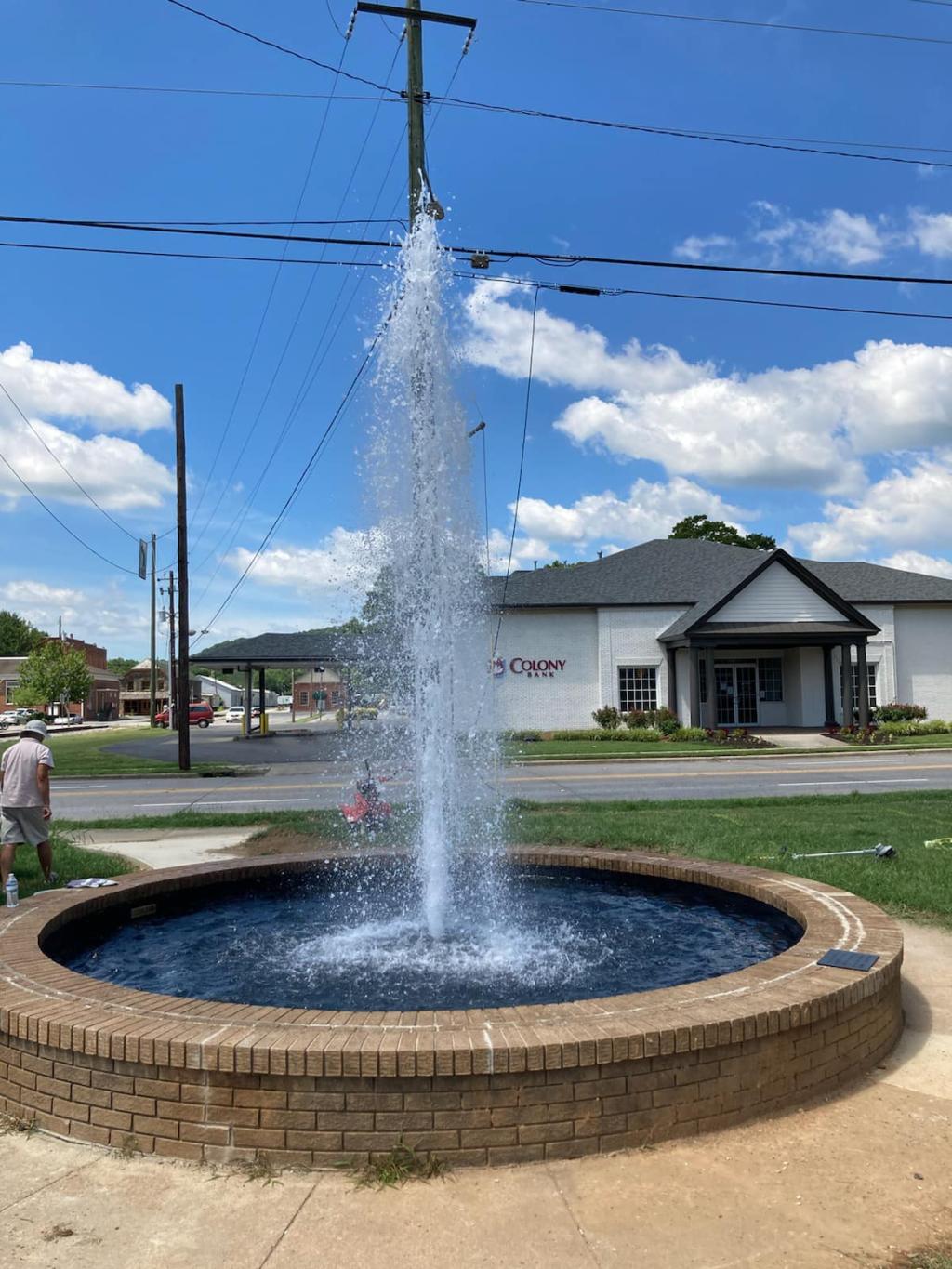 Rotary Club of Polk County renovates fountain