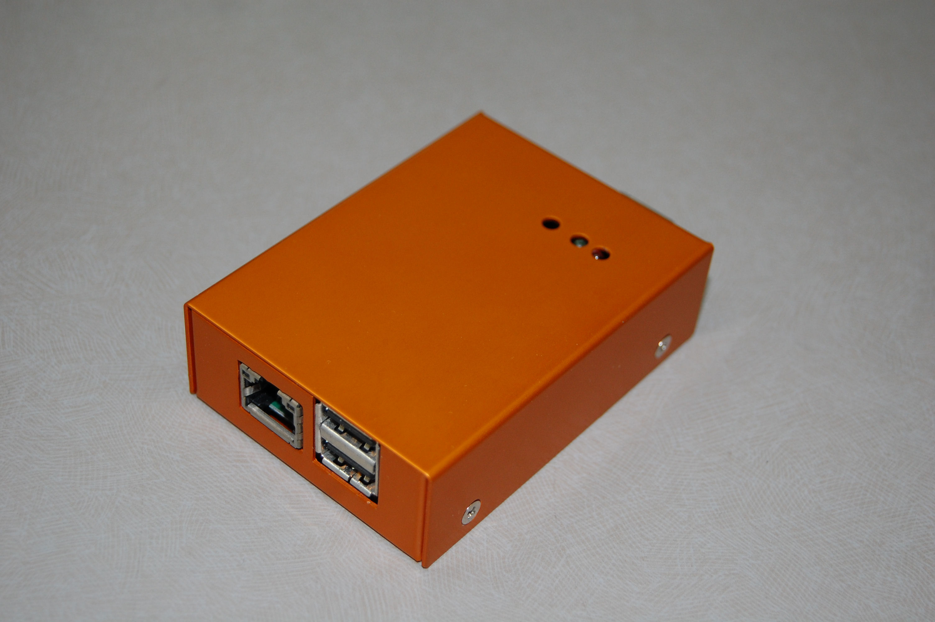 Chiex®-PC Mobile-ITX-筐体設計、機構設計、精密板金はポルックステクノ