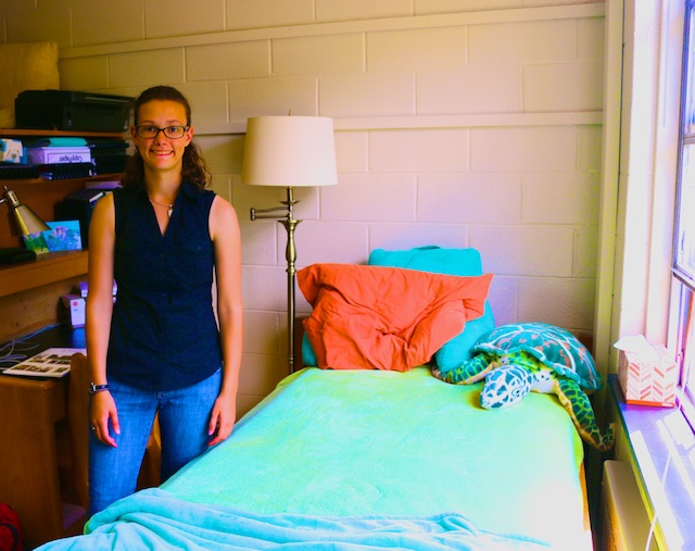 Juniata Freshman Dorm Drop Off Polly Castor