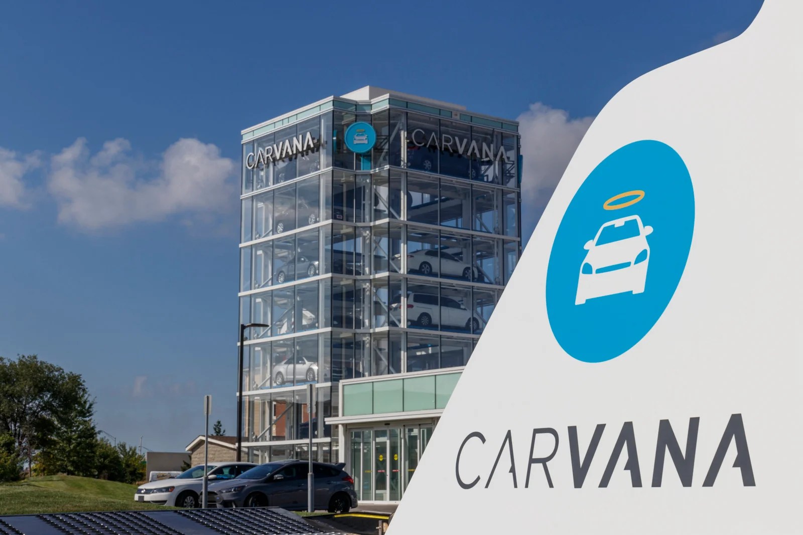 Carvana znowu może sprzedawać samochody w Illinois POLSKI FM 92.7