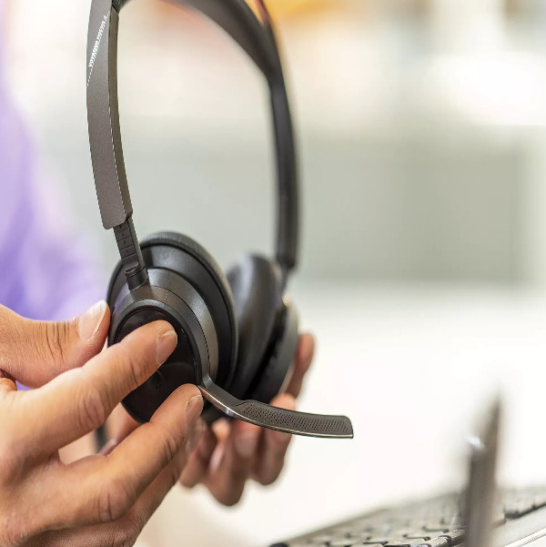 Voyager Focus 2 UC - Poly Online | Malaysia Store