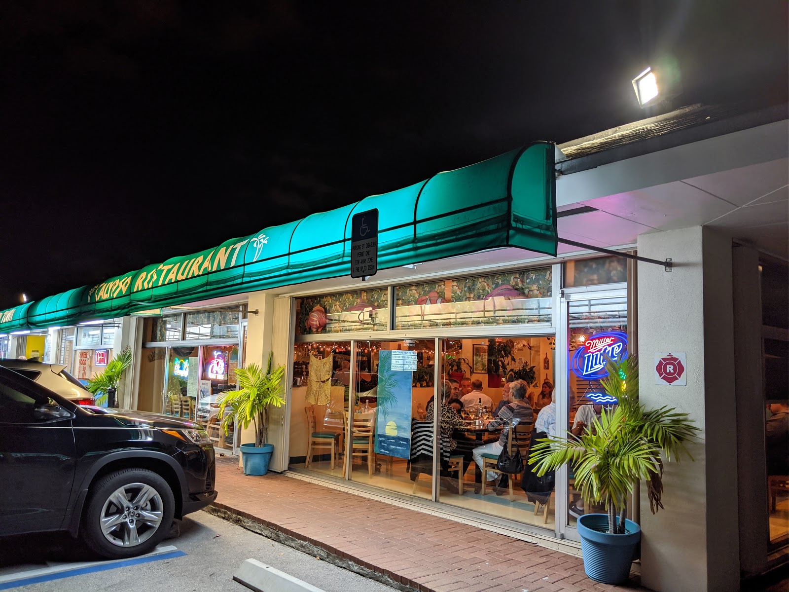 Calypso Restaurant & Raw Bar, Pompano Beach, Florida. The Best Fish Restaurant In South Florida!