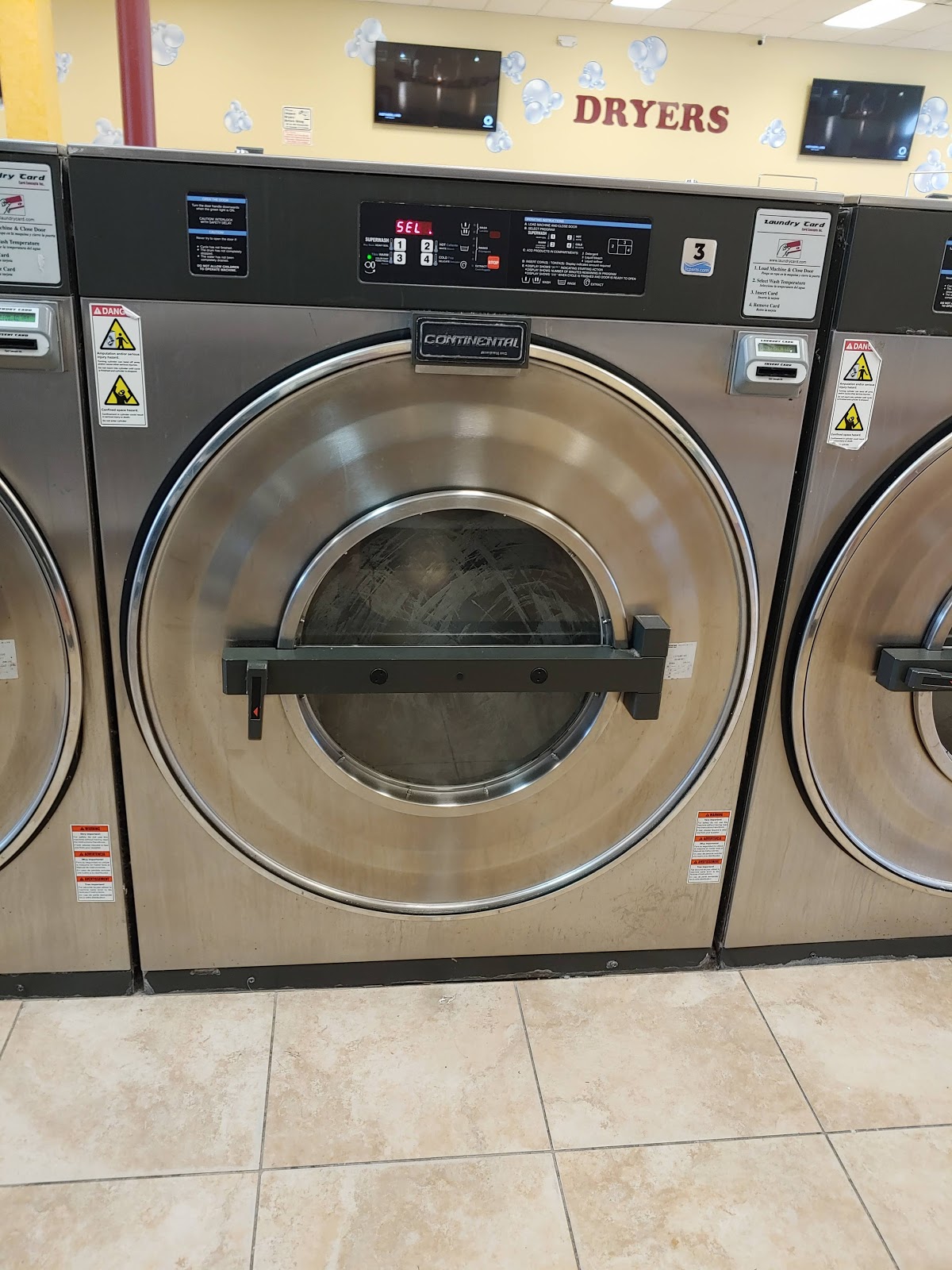 LaundryWorld Laundry, Laundromat, Closest Laundromat