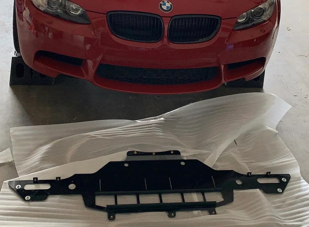 BMW E90 E92 M3 skid plate POM PERFORMANCE