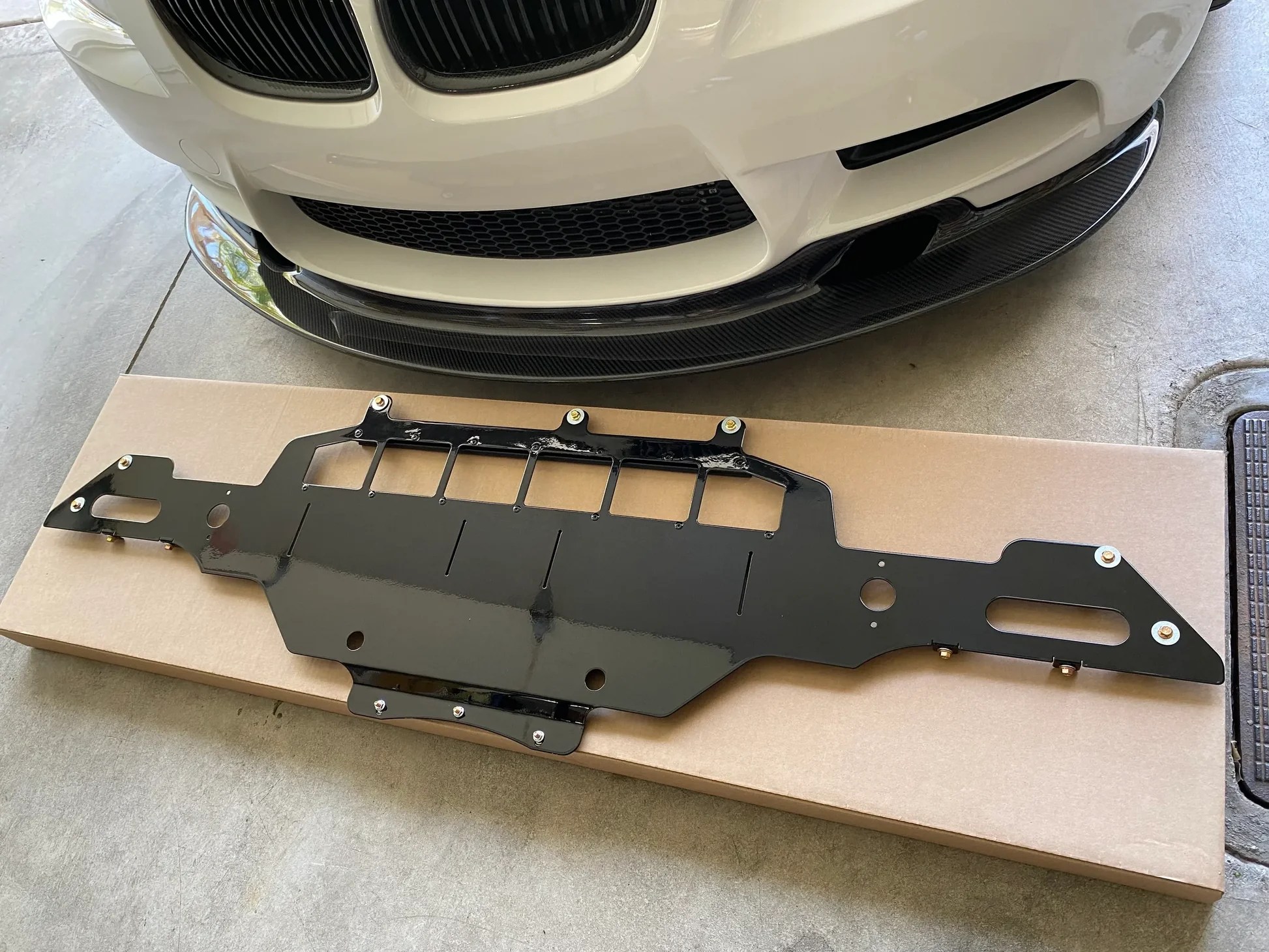 BMW E90 E92 M3 skid plate POM PERFORMANCE