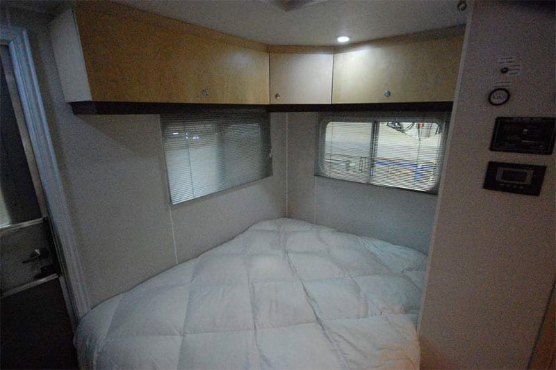 The Best Pontoon Boat with Cabins Hybrids You Can Sleep On!