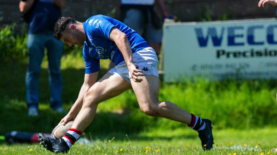 Jones delighted to play part in season runin Pontypool RFC