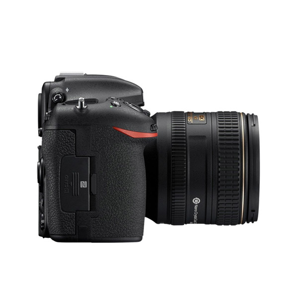Nikon D500 DSLR Camera with 1680mm Lens