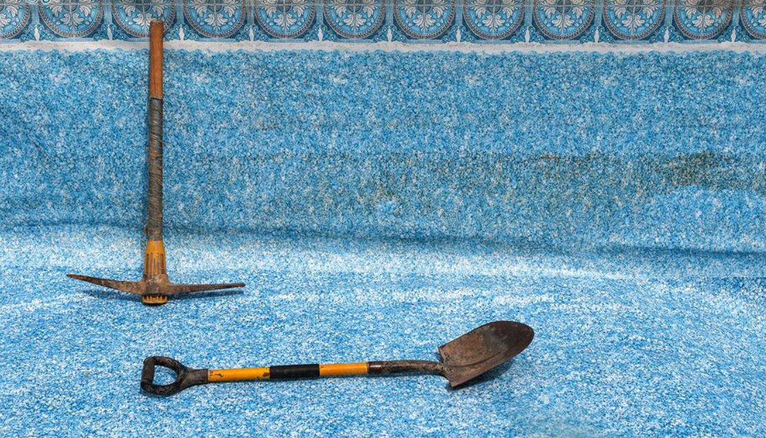 How to Detect a Leak in Your Vinyl Liner Swimming Pool? Pool Buyer Guide