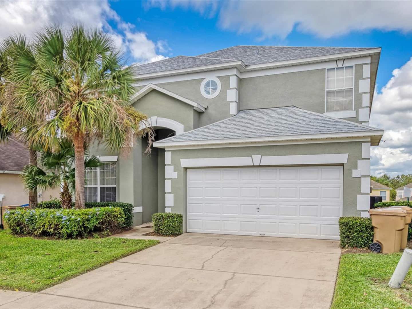 Home ID 8591 Beautiful 7 bedroom, 4.5 bath pool home located in our