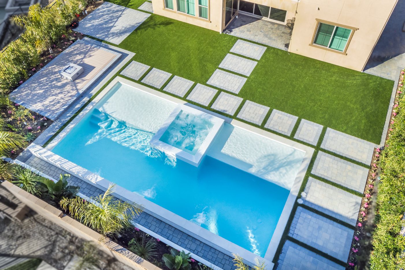 About Pool Masters Inc.