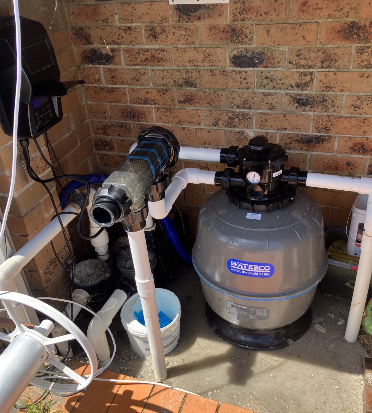 Swimming Pool Maintenance & Cleaning Services Canberra