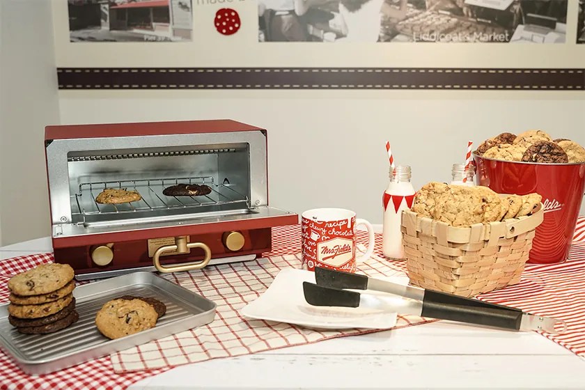 紅遍全球的餅乾品牌「Mrs. Fields」開設第一間台灣門市！