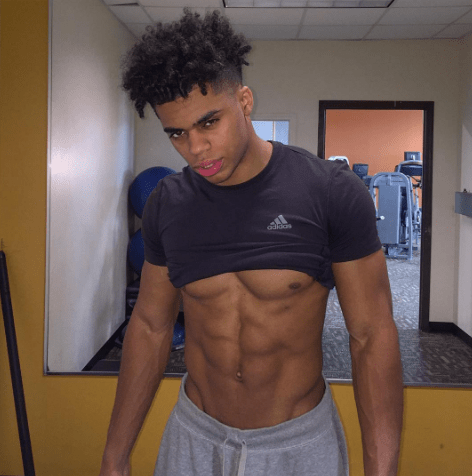 Eye Candy: Baller Deven Hubbard Round 2 - Popglitz