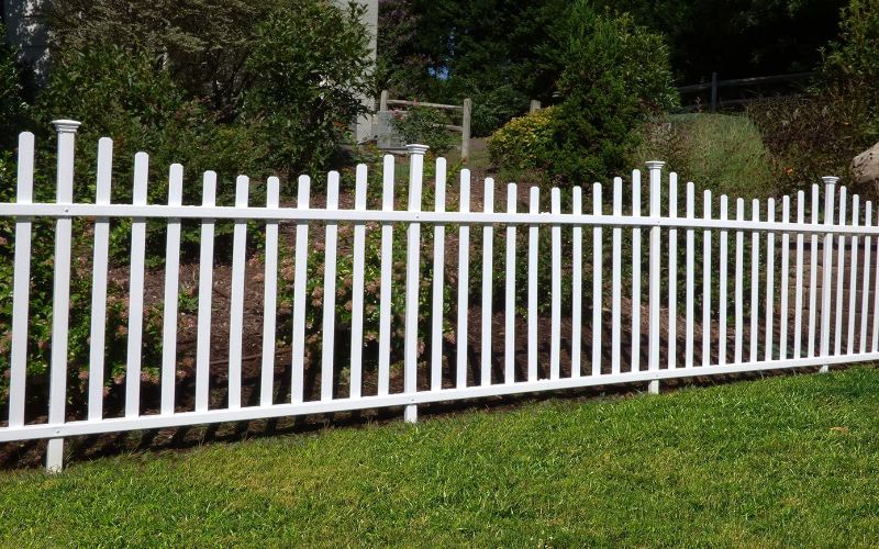 Can You Paint a Vinyl Fence? Painting Vinyl Fence In 4 Steps Popular