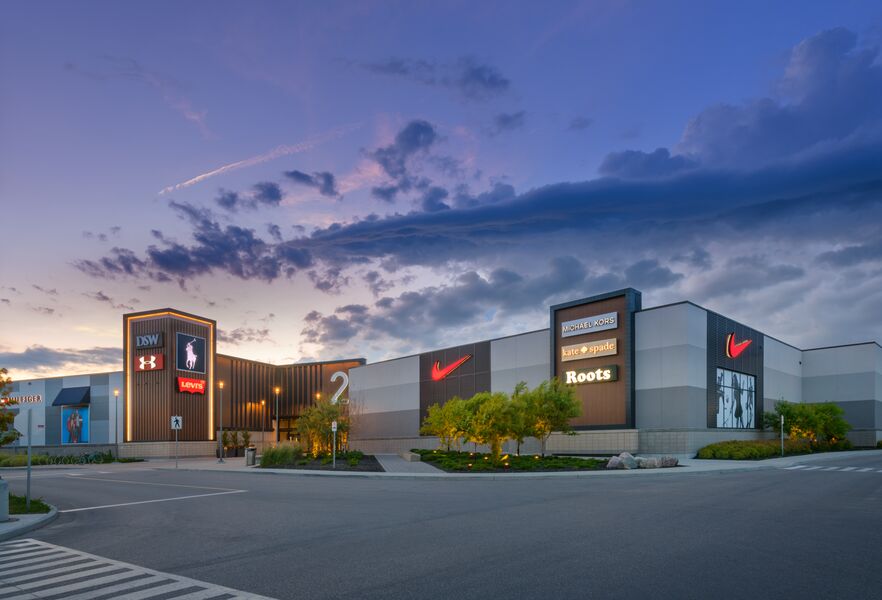 Retail Store in Outlet Collection Winnipeg popupgo