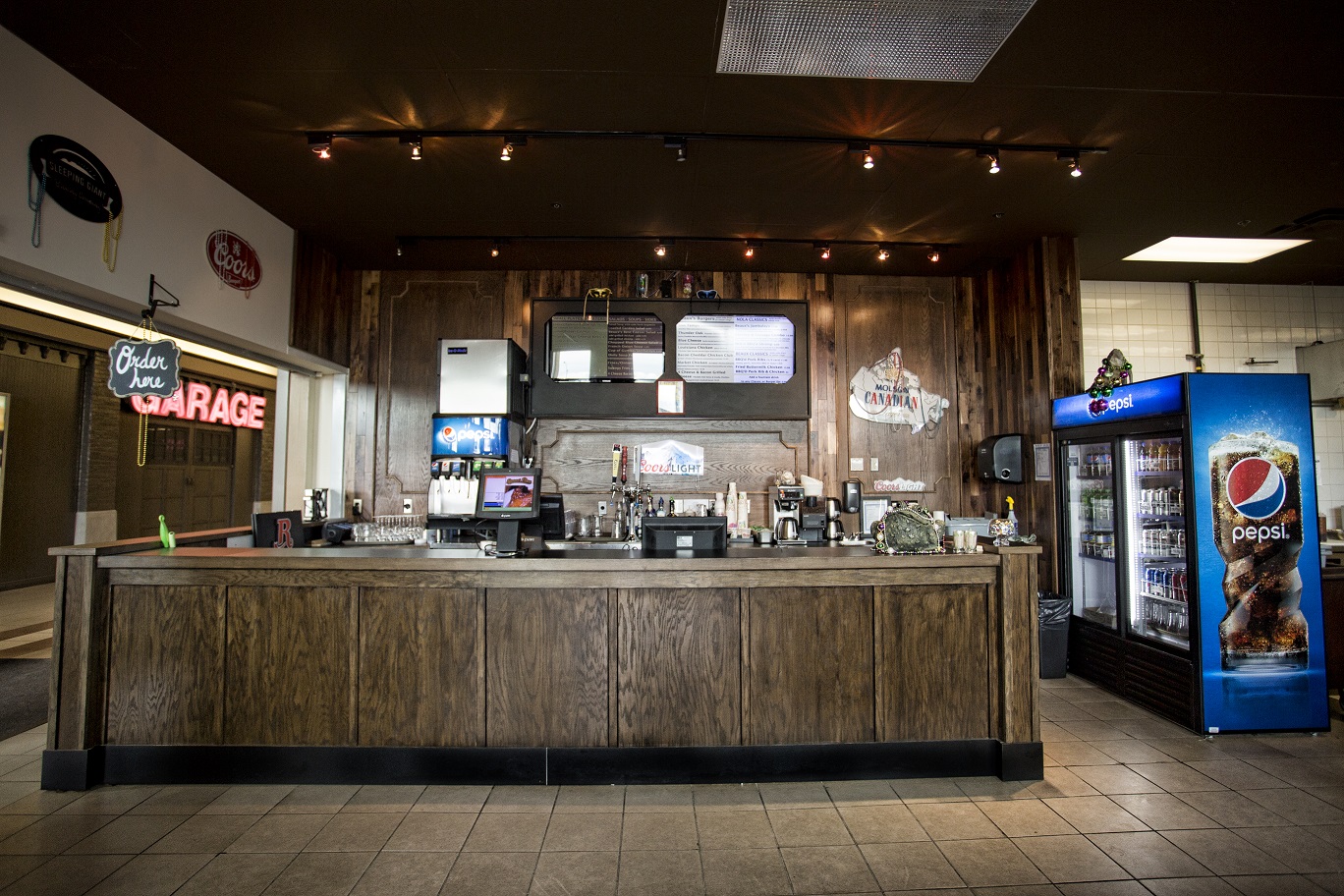 PRIME SPACE Intercity Shopping Centre Thunder Bay, Ontario popupgo