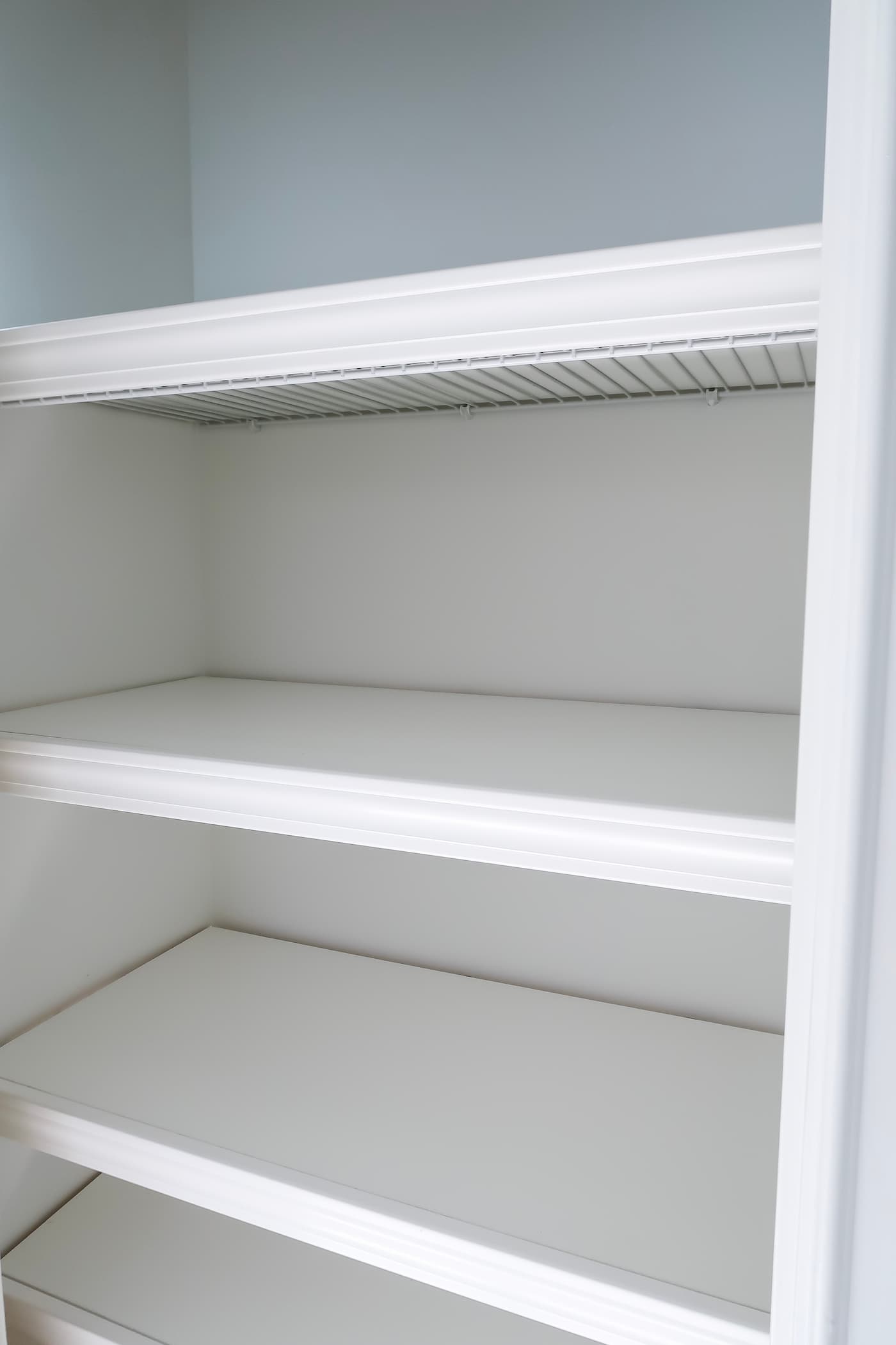 DIY White Wire Shelf Covers No Cut, Nail, Paint! Porch Daydreamer