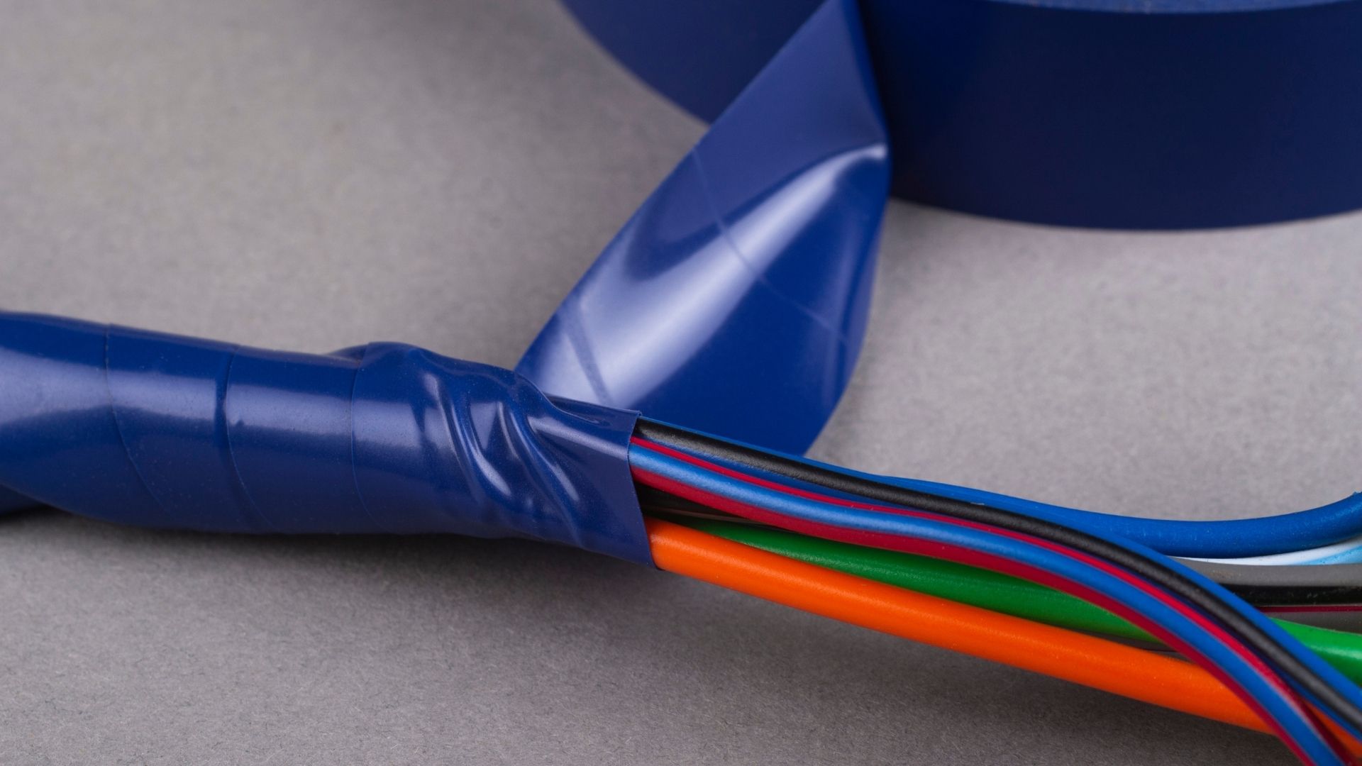 Can Electrical Tape Be Used on Ground Wire? (Find It Now!) PortablePowerGuides